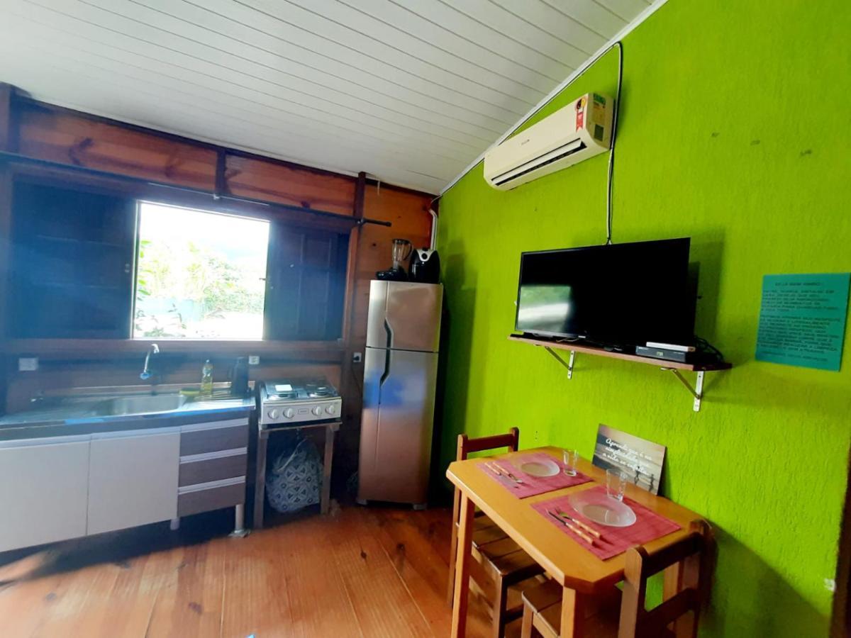827 Chale Pe Na Areia, Completo Na Praia Do Estaleiro Em Ubatuba - 1 Dormitorio, 1 Banheiro, 1 Vaga De Garagem Εξωτερικό φωτογραφία
